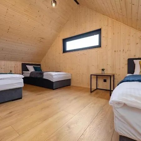 Premium With A Pool, Sauna, Jacuzzi In بيت للعطل *