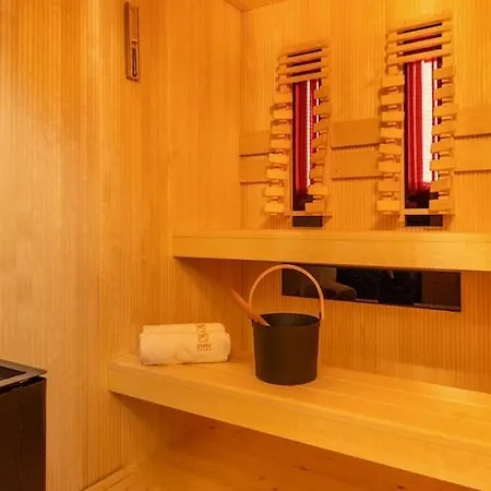 بيت للعطل Premium With A Pool, Sauna, Jacuzzi In Kopań