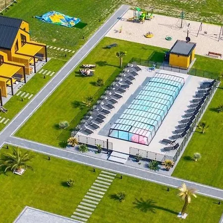 Premium With A Pool, Sauna, Jacuzzi In بيت للعطل